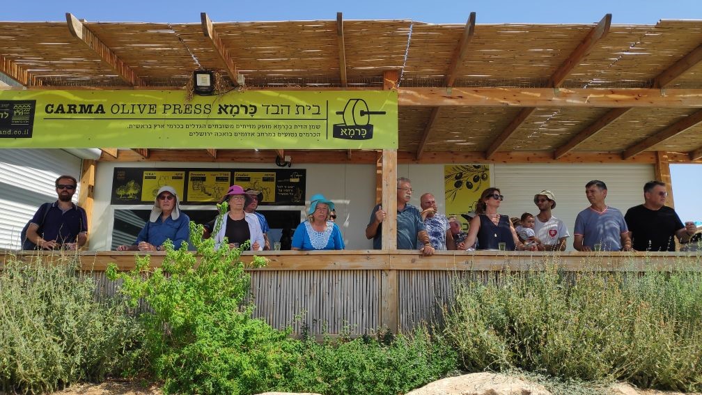 סיור בבית הבד כרמא וטעימות שמן זית