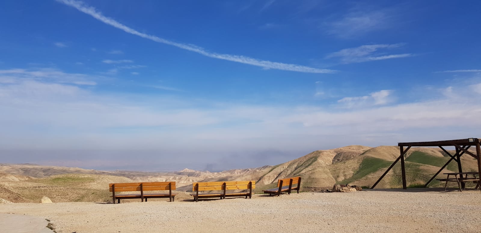 לינת בתי ספר בחאן ארץ בראשית